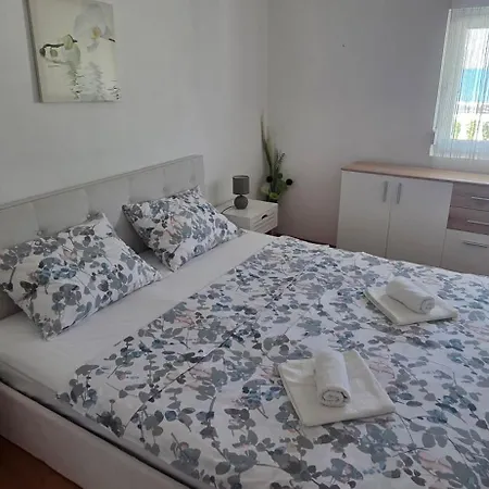 Ruza Apartment *